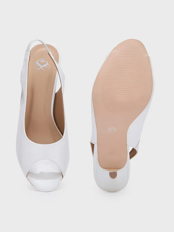 Women_Slim_Smart_Casual_Sandals