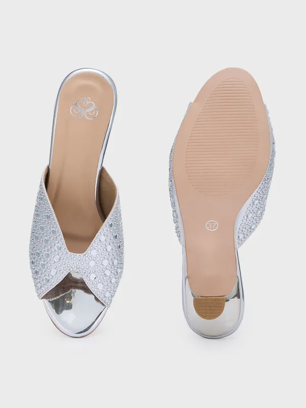 Women_Block_Party_Sandals