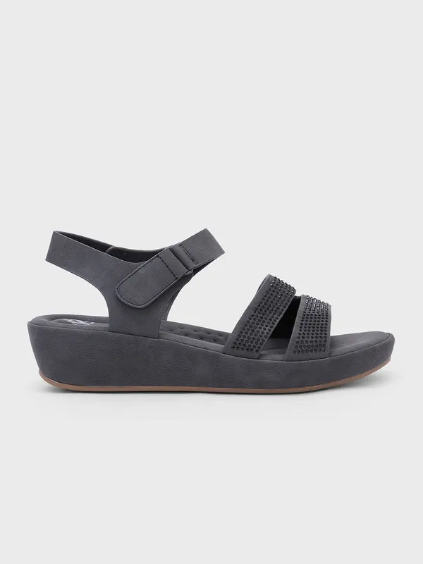Women_Platform_Smart_Casual_Sandals
