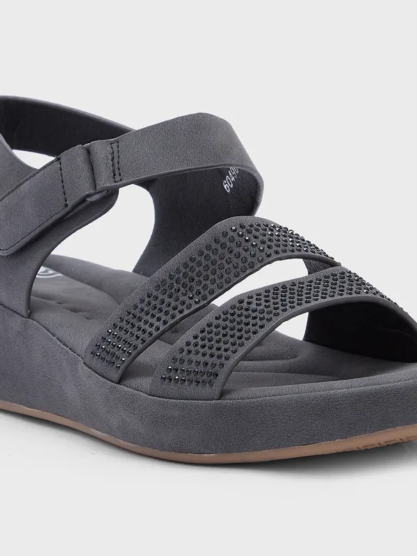 Women_Platform_Smart_Casual_Sandals
