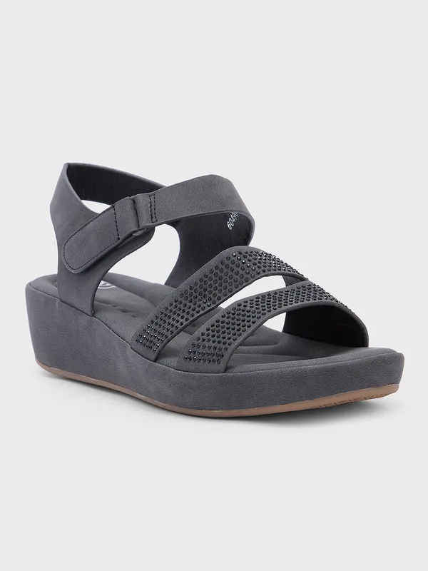 Women_Platform_Smart_Casual_Sandals