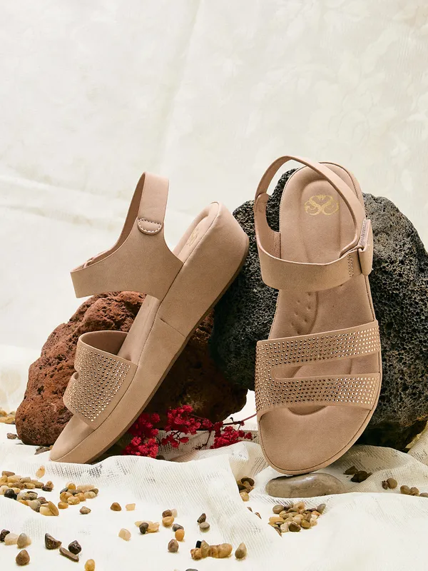 Women_Platform_Smart_Casual_Sandals