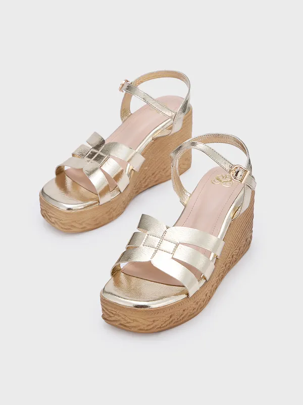 Women_Wedge_Smart_Casual_Sandals