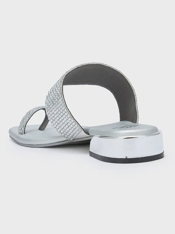 Women_Ethnic_Sandals