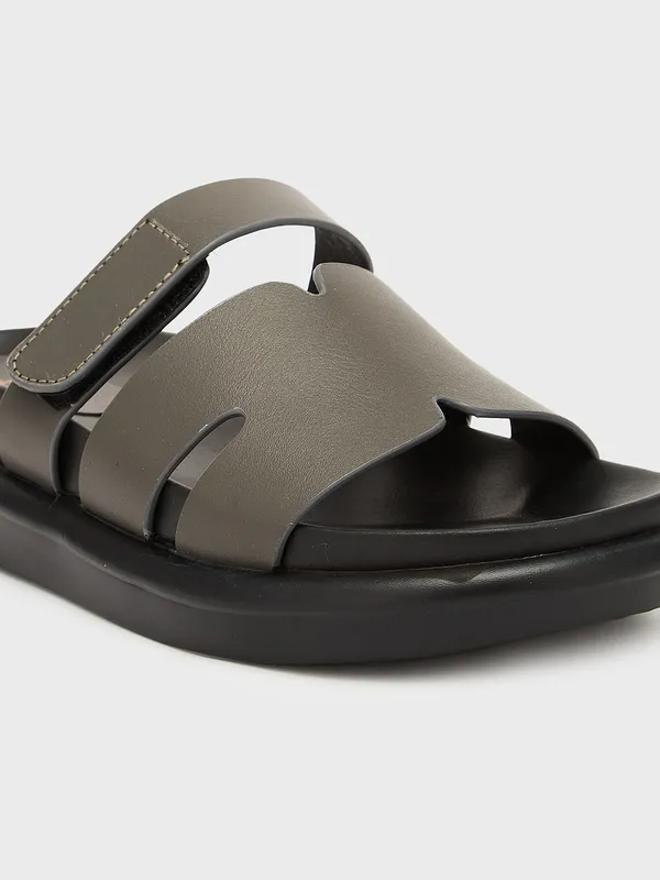 Women_Platform_Smart_Casual_mules
