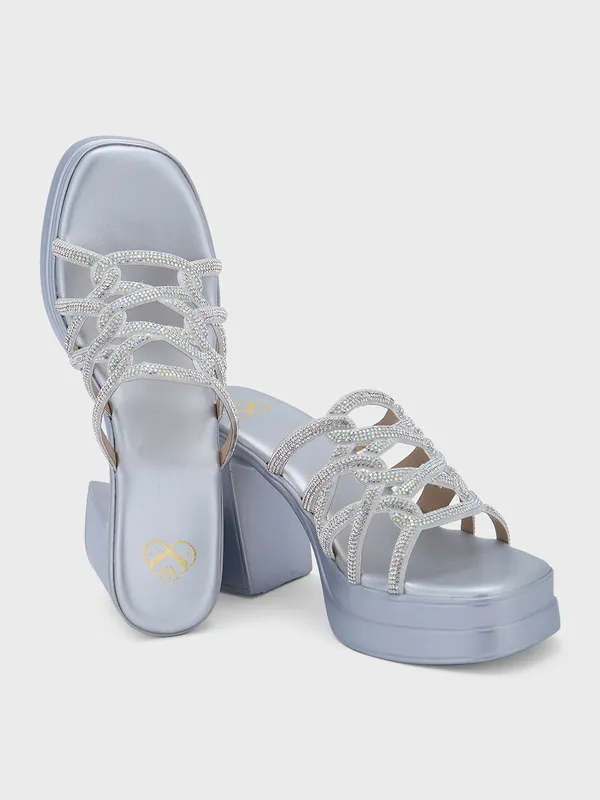 Women_Block_Party_Sandals