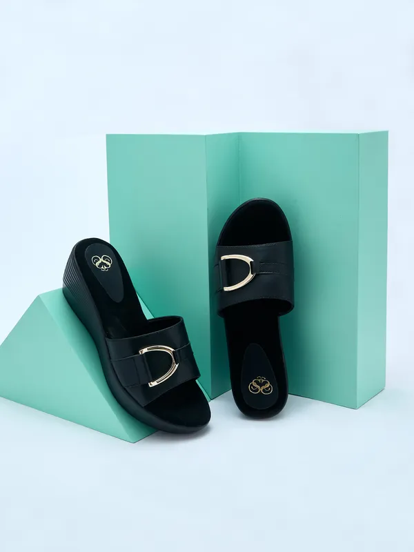 Women_Platform_Smart_Casual_Sandals