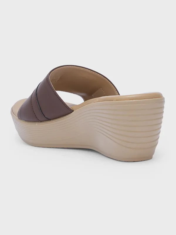 Women_Platform_Smart_Casual_Sandals