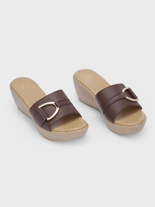Women_Platform_Smart_Casual_Sandals