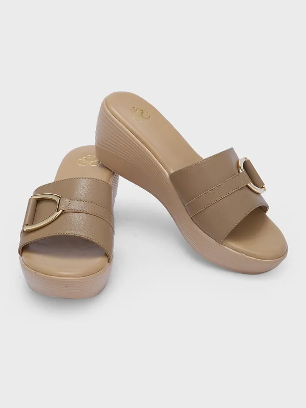 Women_Platform_Smart_Casual_Sandals