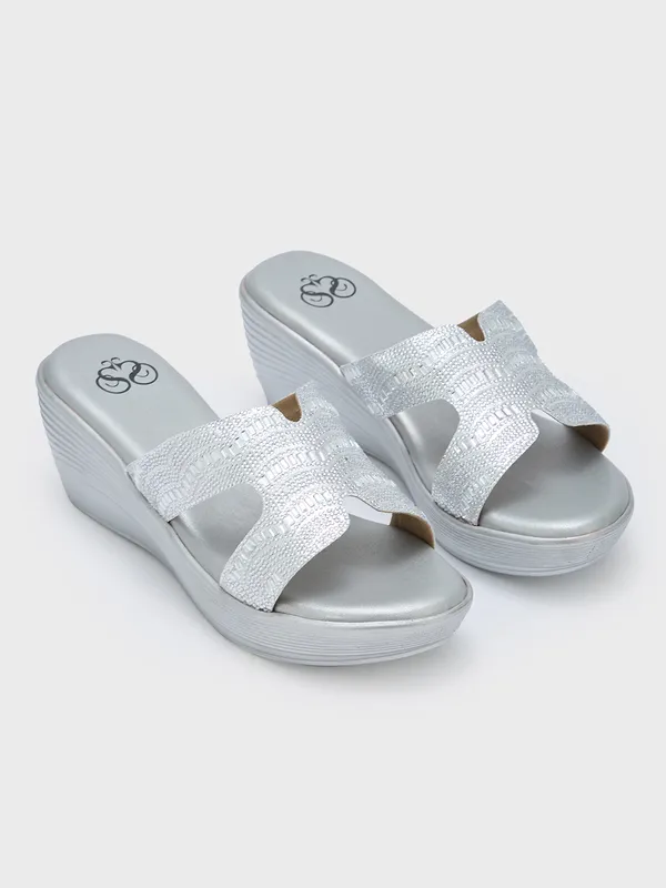 Women_Smart_Casual_Sandals