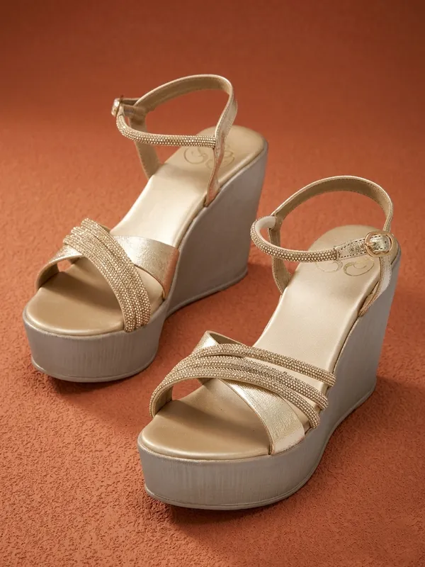 Women_Smart_Casual_Sandals