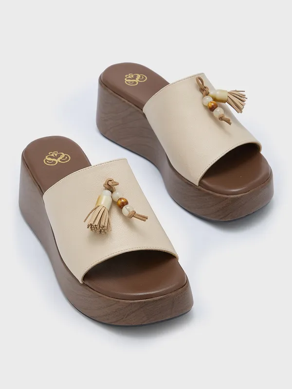 Women_Smart_Casual_Sandals