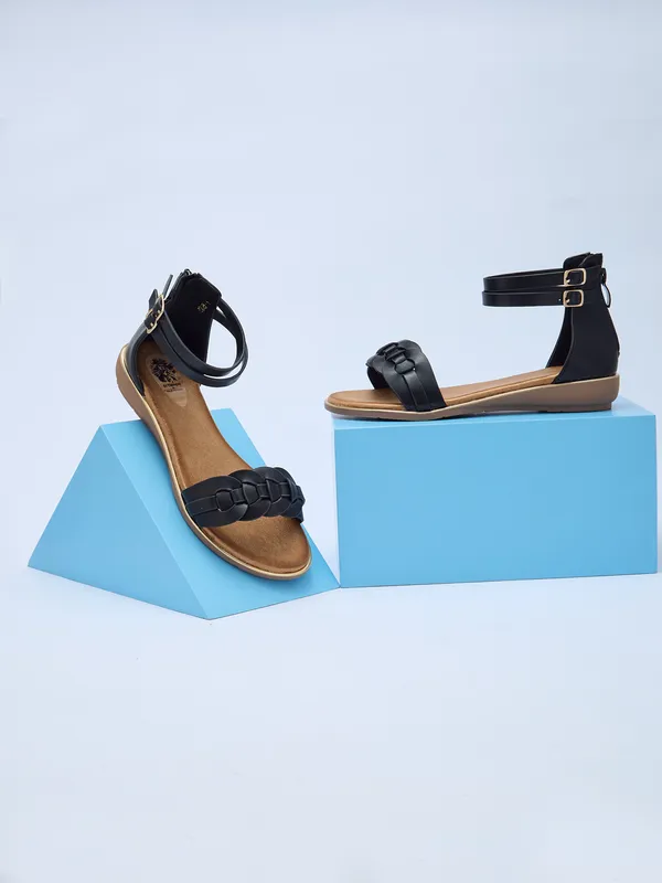Women_Smart_Casual_Sandals