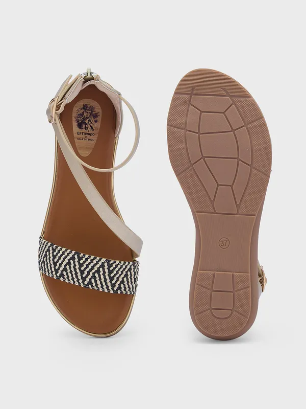 Women_Comfort_Smart_Casual_Sandals