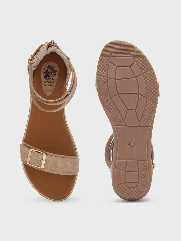 Women_Comfort_Smart_Casual_Gladiators