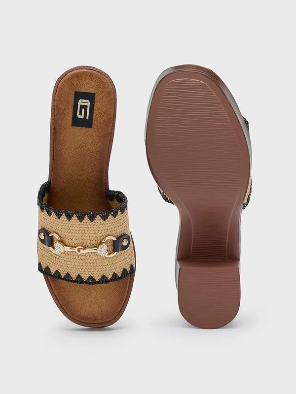 Women_Smart_Casual_Sandals