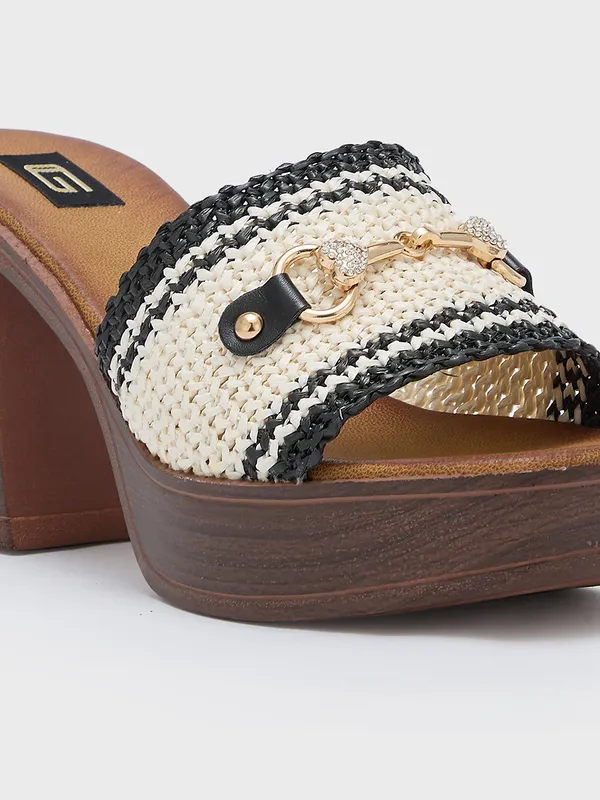 Women_Smart_Casual_Sandals