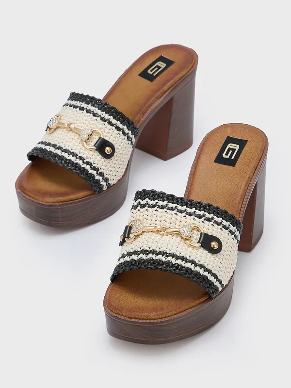 Women_Smart_Casual_Sandals
