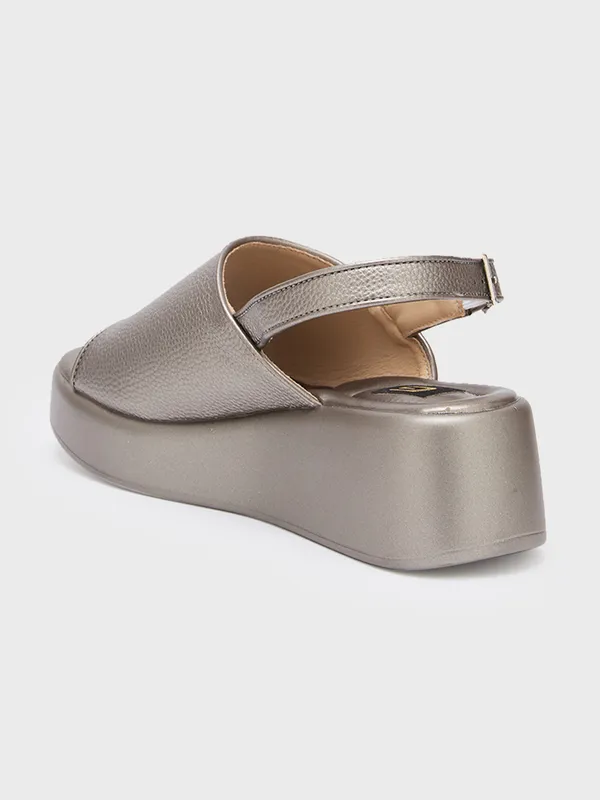 Women_Platform_Smart_Casual_Sandals