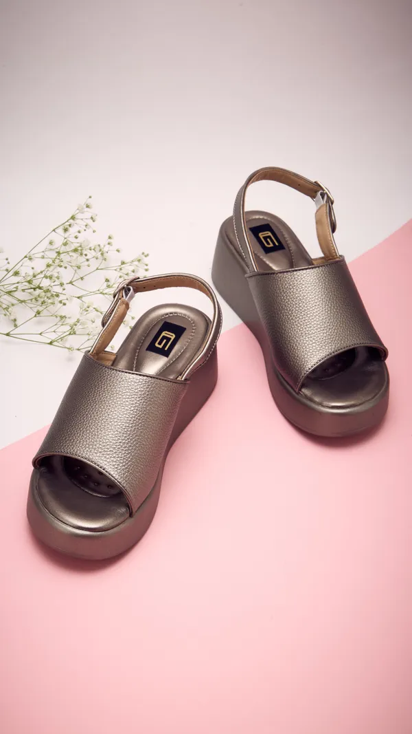 Women_Platform_Smart_Casual_Sandals