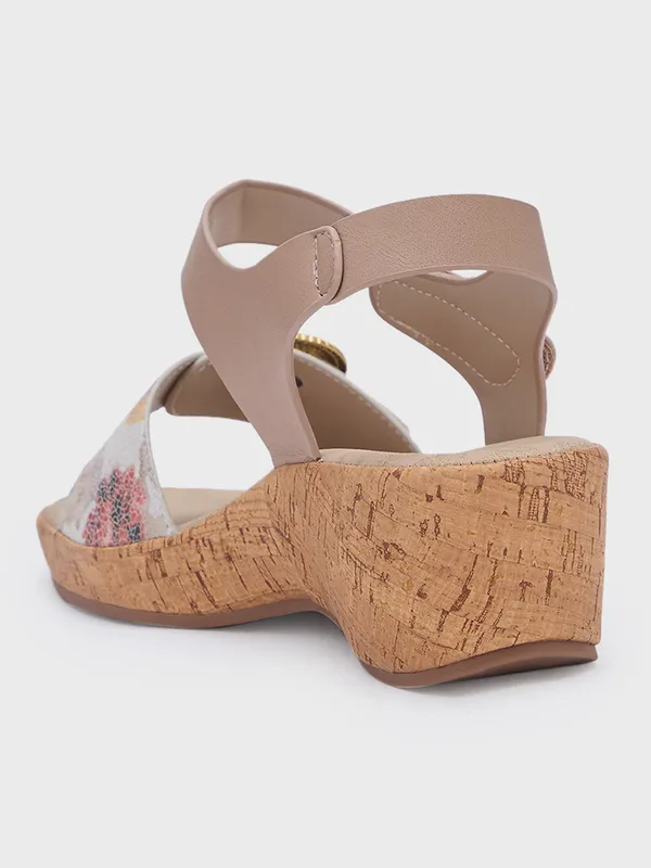 Women_Platform_Smart_Casual_Sandals