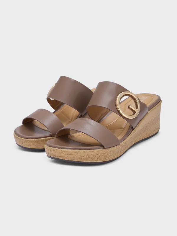 Women_Platform_Smart_Casual_Sandals
