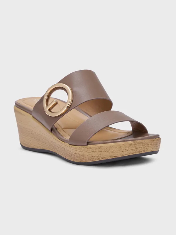 Women_Platform_Smart_Casual_Sandals