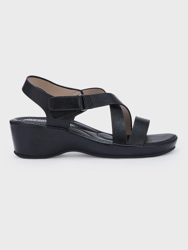 Women_Wedge_Smart_Casual_Sandals