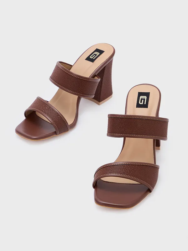 Women_Block_Smart_Casual_Sandals