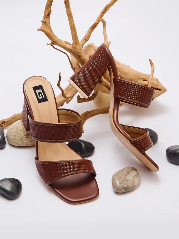 Women_Block_Smart_Casual_Sandals