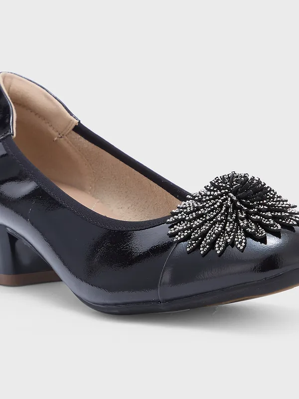 Women_Block_Smart_Casual_Pumps