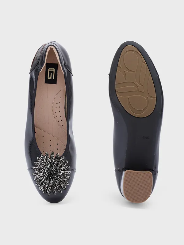 Women_Block_Smart_Casual_Pumps