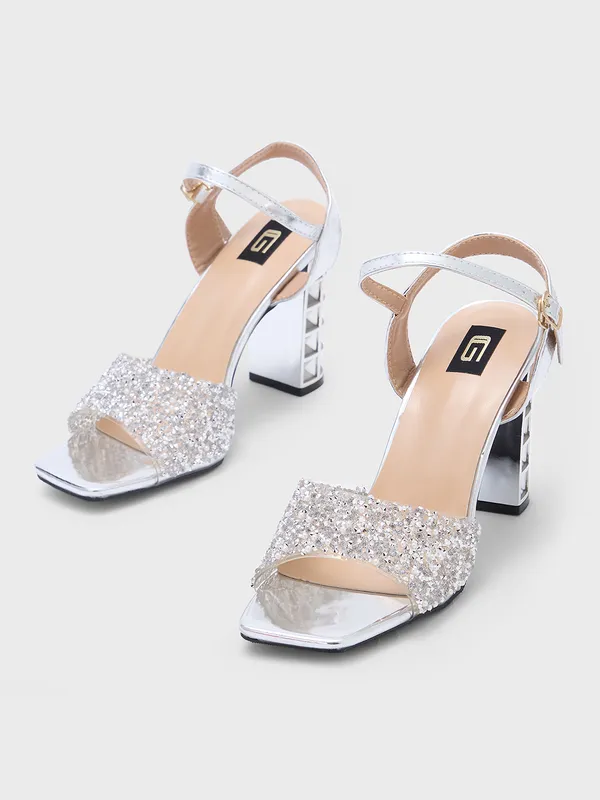 Women_Block_Party_Sandals
