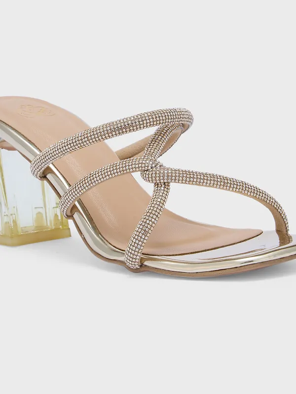 Women_Block_Party_Sandals