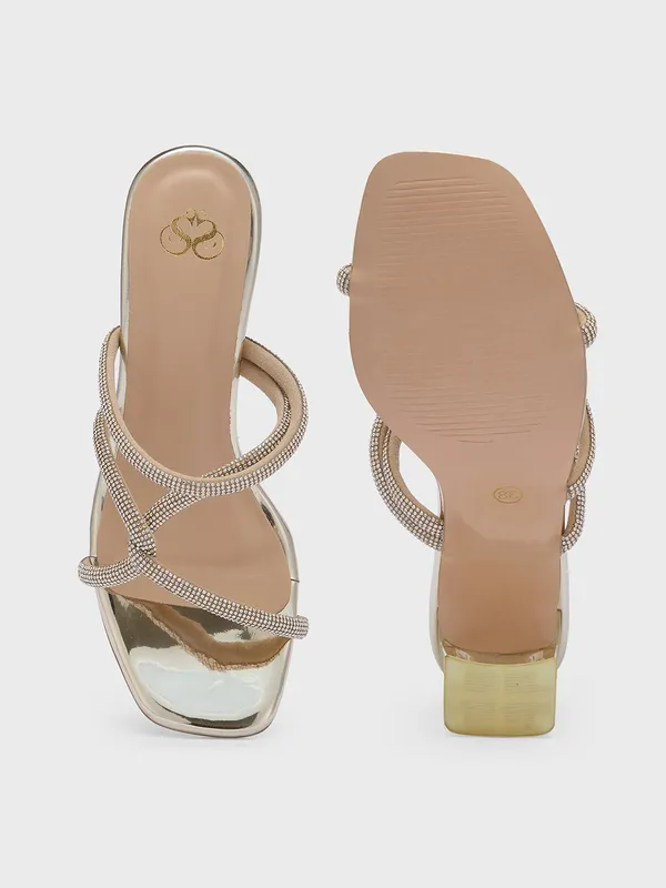 Women_Block_Party_Sandals