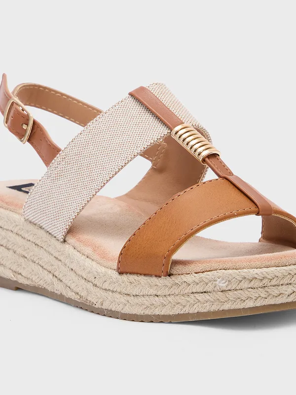 Women_Platform_Smart_Casual_Sandals