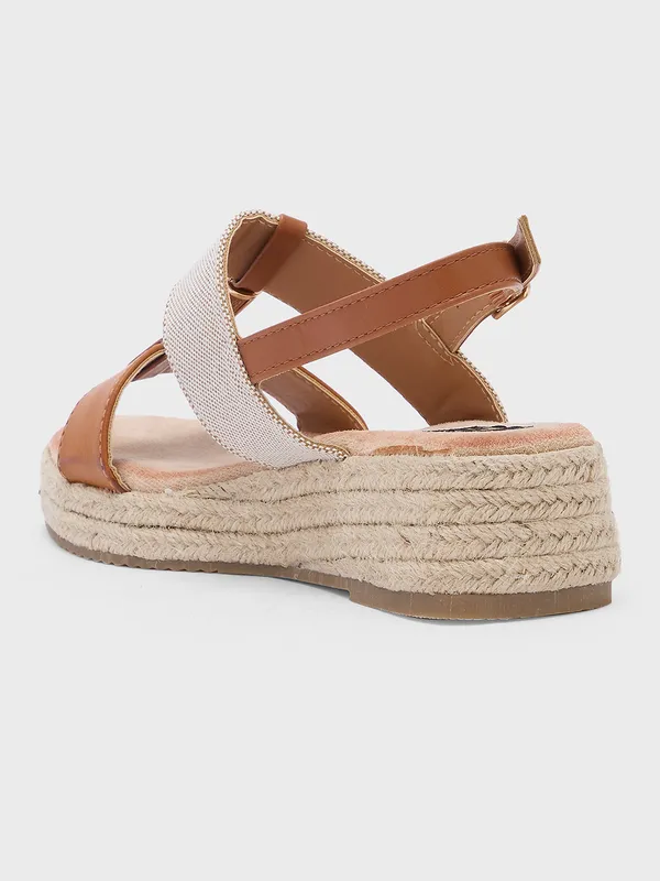 Women_Platform_Smart_Casual_Sandals