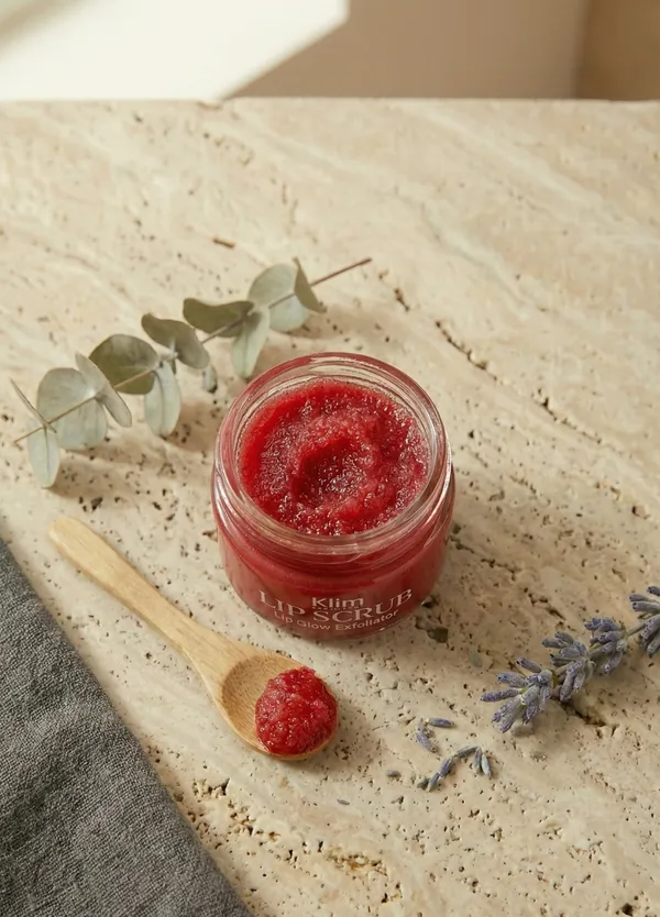 Polishing_Lip_Exfoliant_Cane_Sugar_Oat_Flour