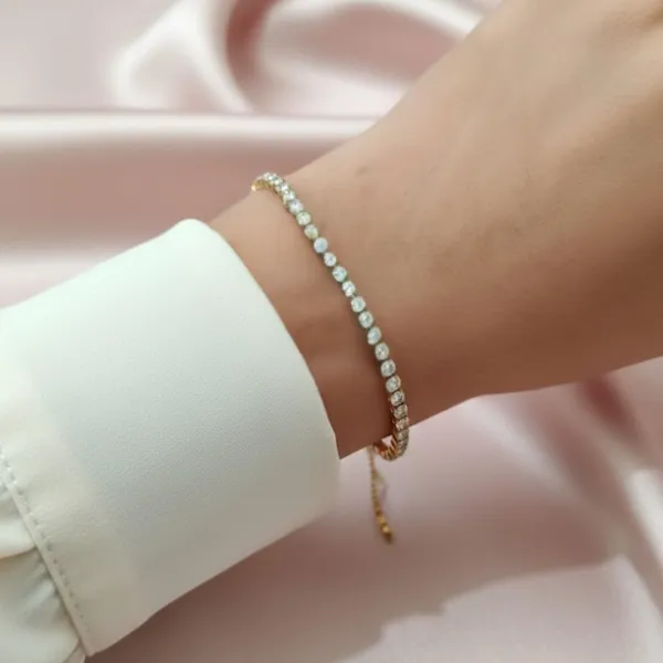 Gold_Alloy_Steel_Premium_Bracelet_For_Women