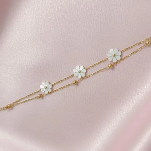 Gold_Alloy_Steel_Premium_Bracelet_For_Women