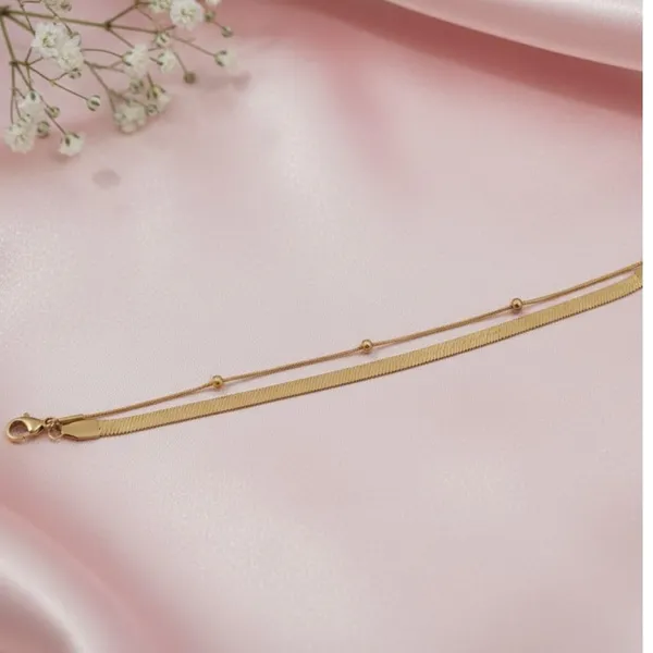 Gold_Alloy_Steel_Premium_Bracelet_For_Women