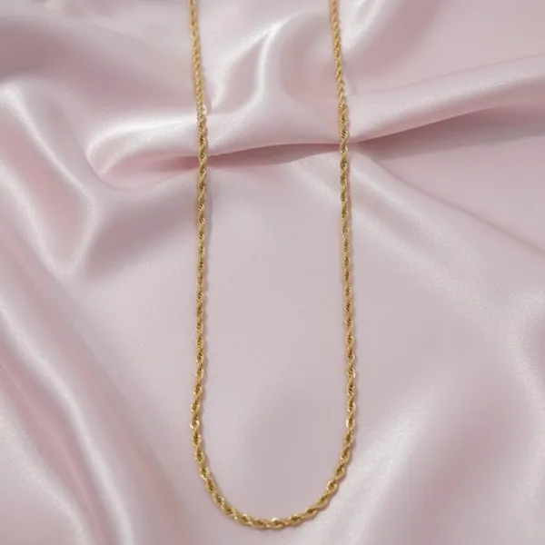 Gold_Alloy_Steel_Premium_Chain_For_Women
