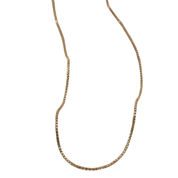 Gold_Alloy_Steel_Premium_Chain_For_Women