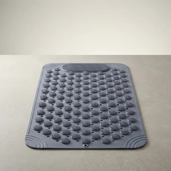 Grey_Pvc_And_Rubber_Bath_Mat_For_Bathroom