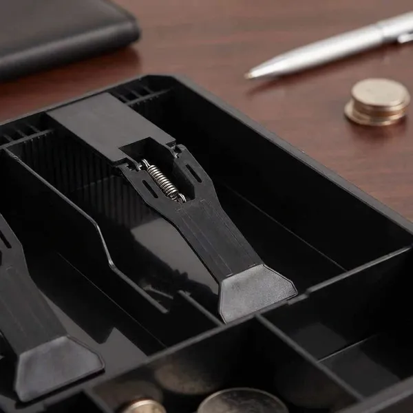 Black_Plastic_And_Metal_Cash_Drawer_Tray_For_Retail_And_Cashier