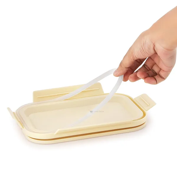 Beige_Stainless_Steel_Warmeo_Micromate_Microwave-Safe_Lunch_Box_For_Office,_School