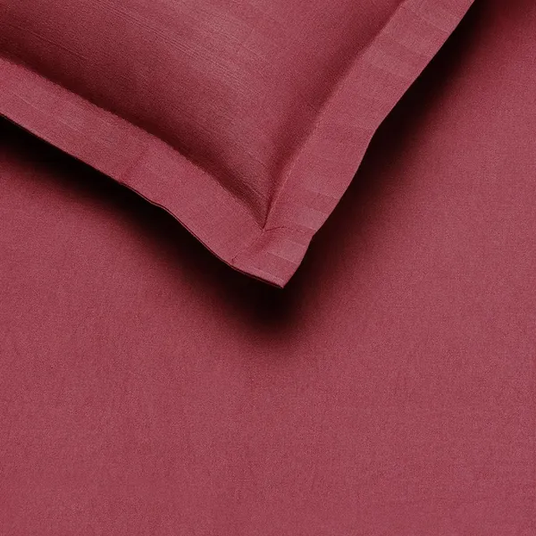 Wine_Microfiber_Satin_Bedsheet_With_Pillow_Cover
