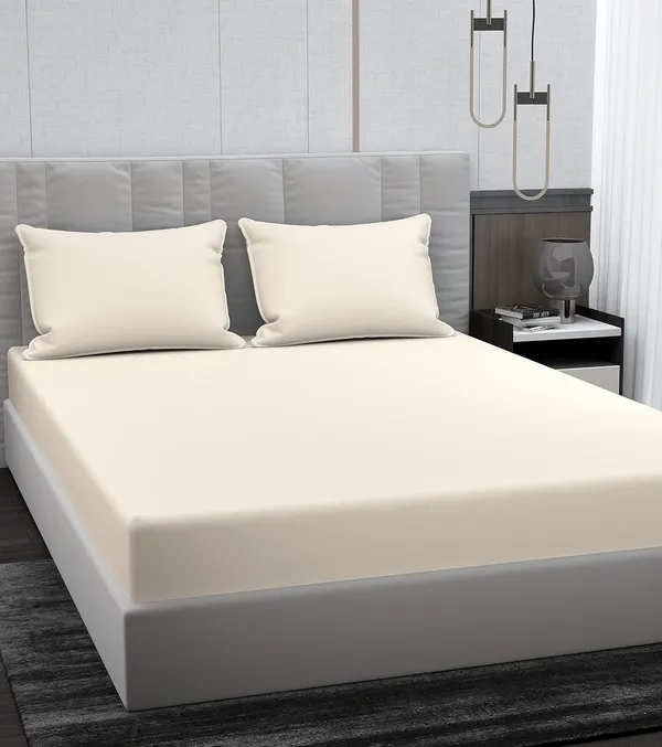 Multicolor_Microfiber_Bedsheet_With_Pillow_Covers