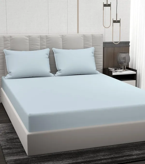 Grey_Microfiber_Bedsheet_With_Pillow_Covers